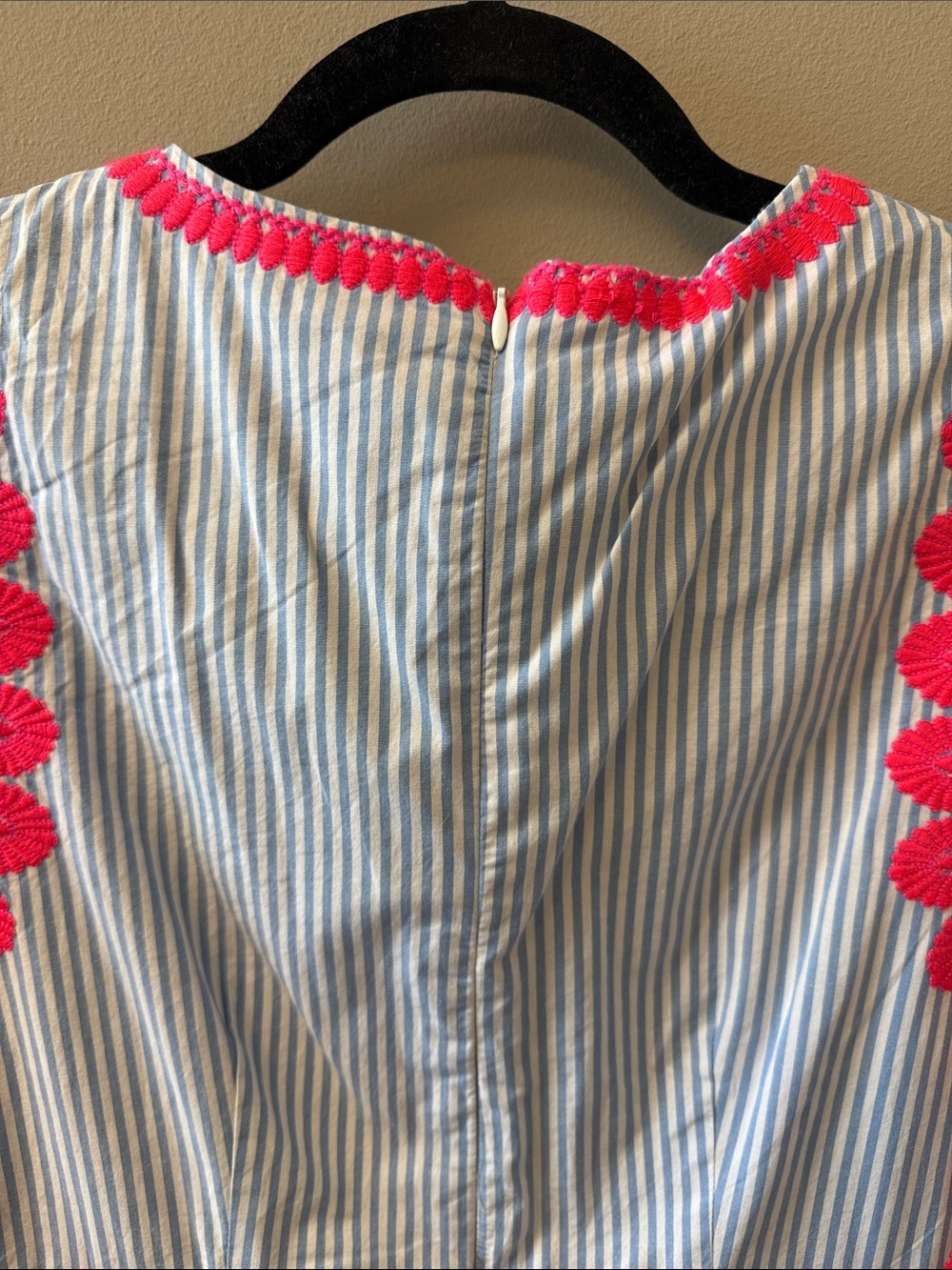 Sleeveless Striped Shift Dress with Pink Trim - Size 2 - Picture 7 of 10